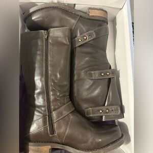Eric Michael Carlotta Brown zip up boots NWB
